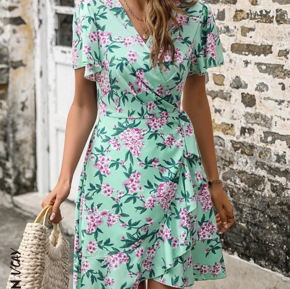 Floral wrap dress